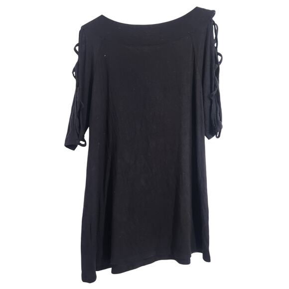 Maurices Black Top - Women's Size Medium - Great Condition - Picture 2 of 4